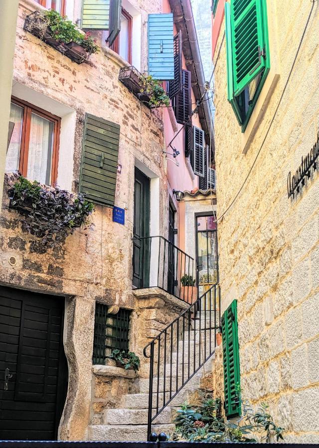 Private Courtyard Medieval Stone Home In Old Town Rovinj Luaran gambar